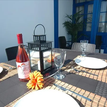 Sleeps 7 With Pool And Wifi Apartamento Puerto Calero